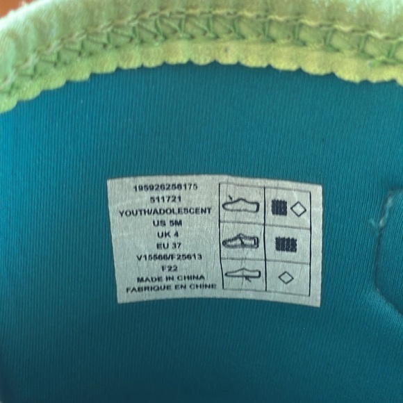 Kid’s Winter / Rain Waterproof Insulated Boots - Picture 2 of 4